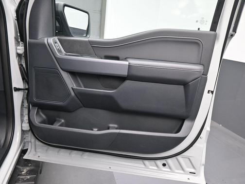 Avalanche 2026 Ford F-150 XLT