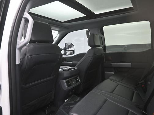 2026 Ford F-350 Lariat Super Duty