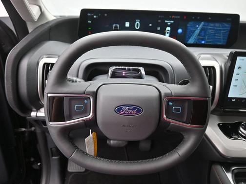 Agate Black Metallic 2025 Ford Expedition Active