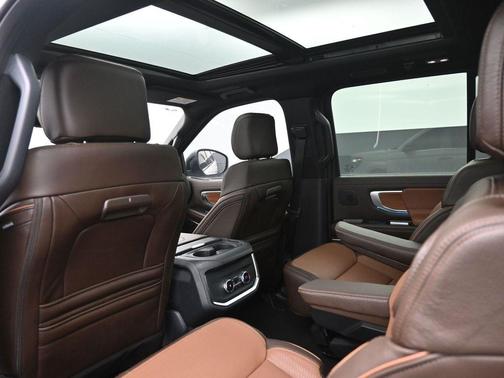 2025 Ford Expedition King Ranch