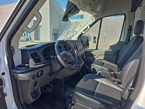 2025 Ford Transit-250 148 WB Medium Roof Cargo