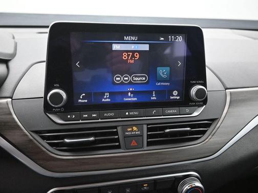 Gun Metallic 2025 Nissan Altima SV