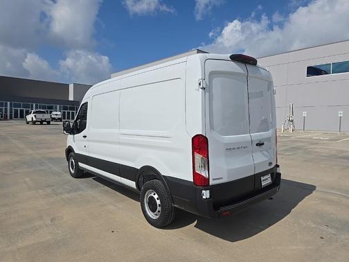 2025 Ford Transit-250 148 WB Medium Roof Cargo