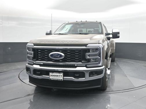 2026 Ford F-350 Lariat Super Duty