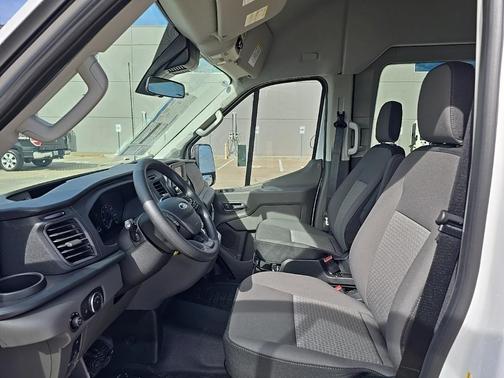 2025 Ford Transit-350 XL