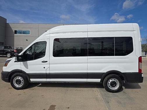 2025 Ford Transit-350 XL