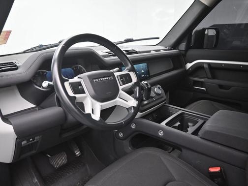 2022 Land Rover Defender 90 Standard