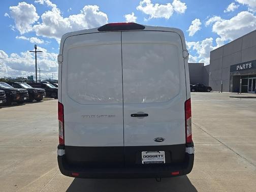 2025 Ford Transit-250 148 WB Medium Roof Cargo
