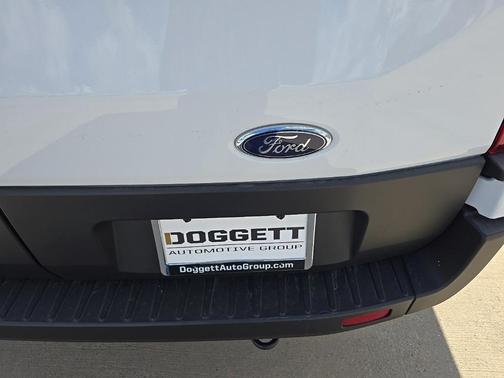 2025 Ford Transit-250 148 WB Medium Roof Cargo