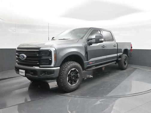 2025 Ford F-250 Platinum