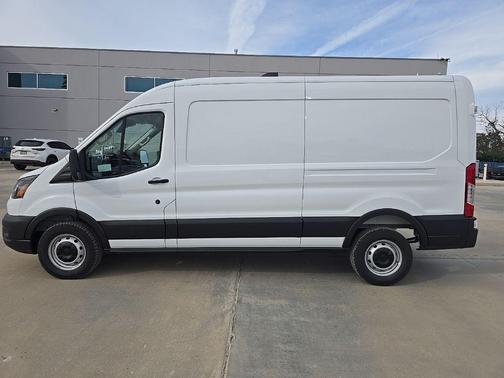 2026 Ford Transit-250 148 WB Medium Roof Cargo