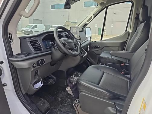 2026 Ford Transit-250 148 WB Medium Roof Cargo