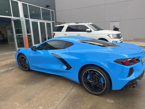 2024 Chevrolet Corvette Stingray w/2LT