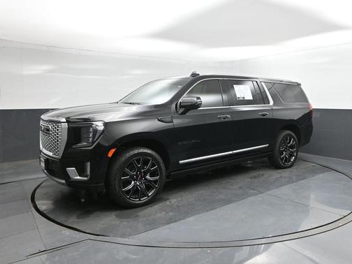 Onyx Black 2023 GMC Yukon XL Denali