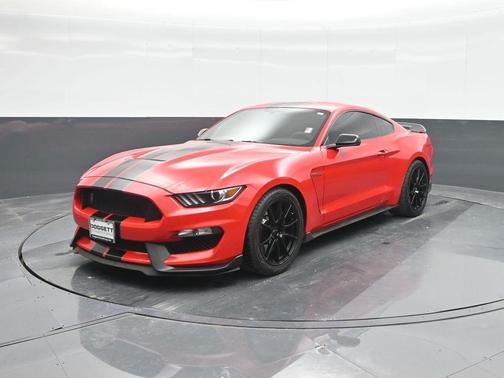 2019 Ford Shelby GT350 Base