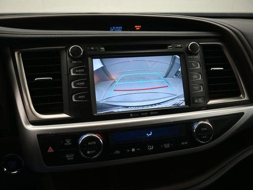 2017 Toyota Highlander 