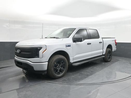 2025 Ford F-150 Lightning XLT