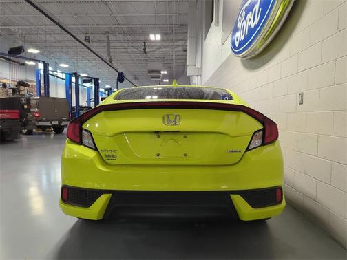 Photo 5 of 30 of 2019 Honda Civic Touring