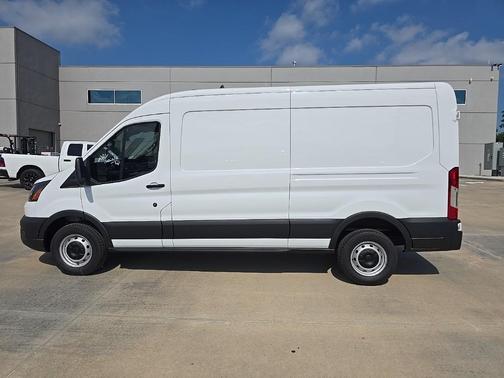 2025 Ford Transit-250 148 WB Medium Roof Cargo