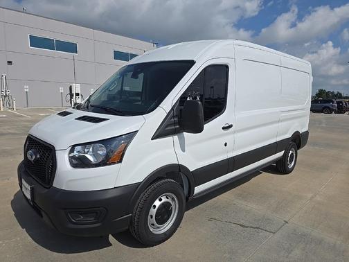 2025 Ford Transit-250 148 WB Medium Roof Cargo