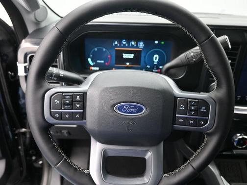 2025 Ford F-350 Lariat Super Duty