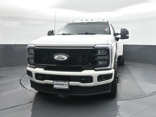 2024 Ford F-350 Lariat Super Duty