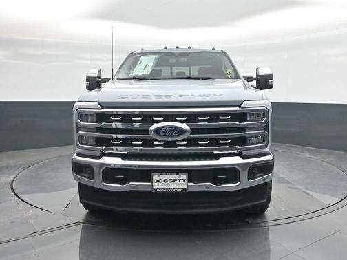 2026 Ford F-350 Lariat Super Duty