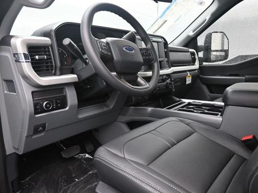 2025 Ford F-350 XLT