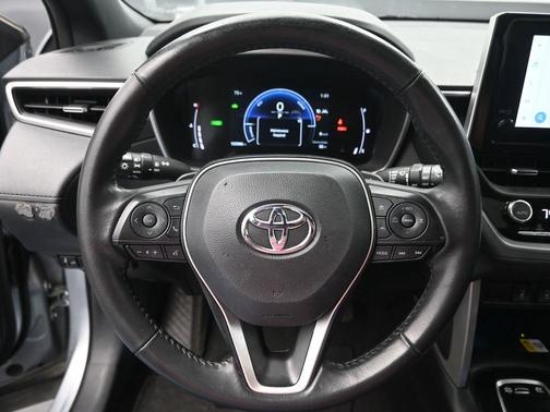 2023 Toyota Corolla Cross Hybrid XSE