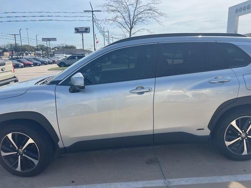 2023 Toyota Corolla Cross Hybrid XSE