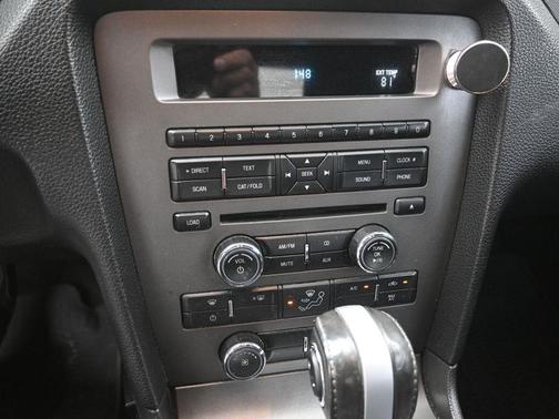 2014 Ford Mustang V6
