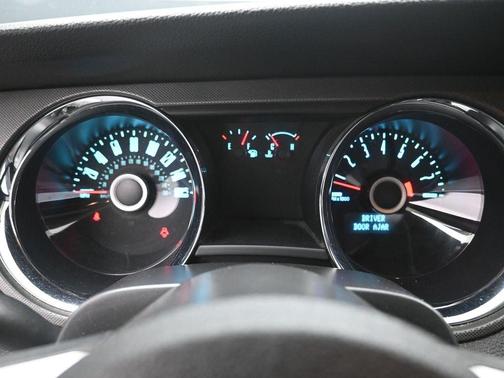2014 Ford Mustang V6