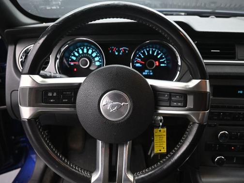 2014 Ford Mustang V6