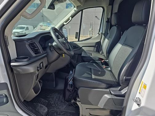2025 Ford Transit-250 148 WB Medium Roof Cargo