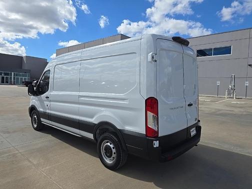 2025 Ford Transit-250 148 WB Medium Roof Cargo