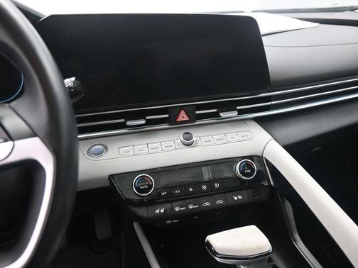 2023 Hyundai ELANTRA HEV Limited