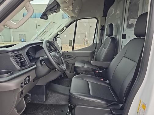 2025 Ford Transit-350 Base