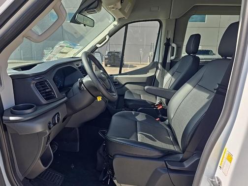 2025 Ford Transit-350 XLT 148 WB Medium Roof Passenger