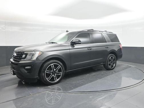 Magnetic 2019 Ford Expedition Limited
