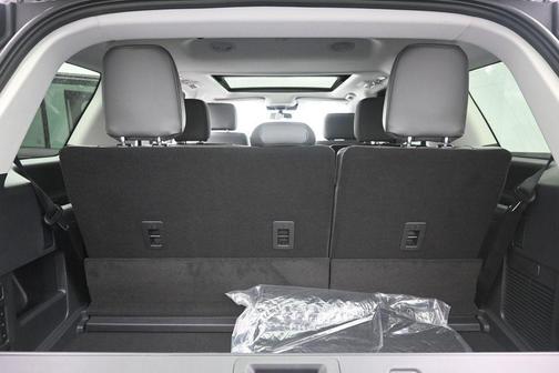 Star White 2026 Ford Expedition Active