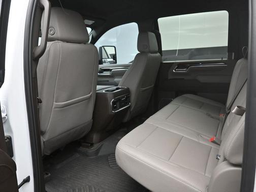 2025 Chevrolet Silverado 3500 LTZ