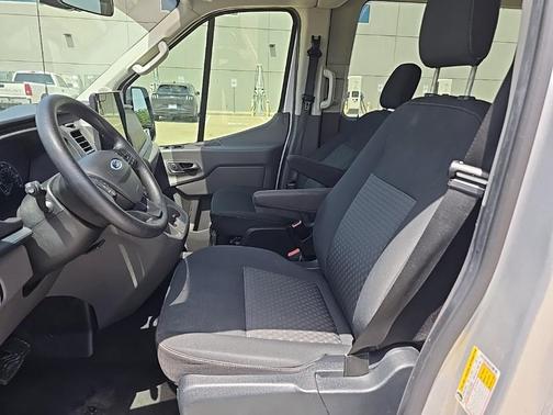 2022 Ford Transit-350 XLT