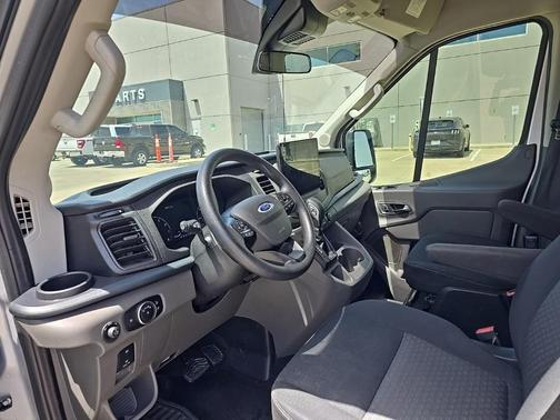 2022 Ford Transit-350 XLT