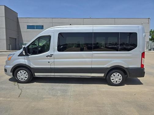 2022 Ford Transit-350 XLT