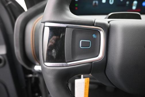 Agate Black Metallic 2026 Ford Expedition Tremor