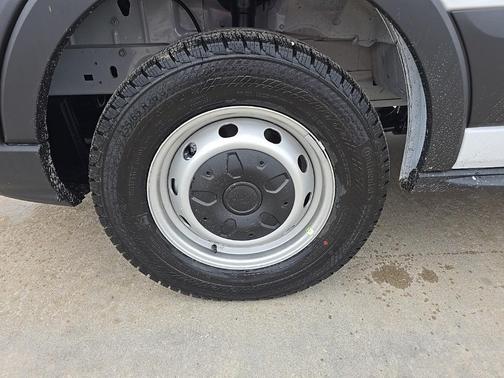 2026 Ford Transit-250 148 WB Medium Roof Cargo