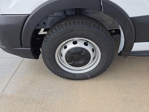 Oxford White 2026 Ford Transit-150 Base