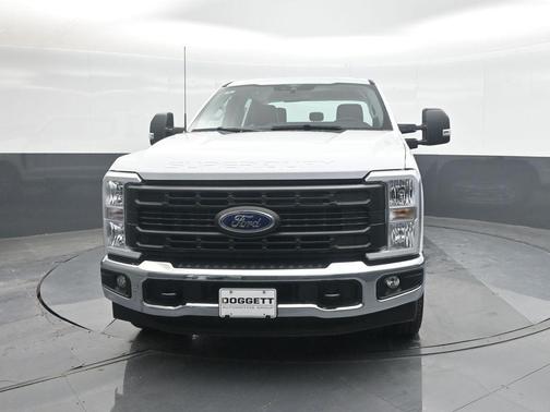 Oxford White 2026 Ford F-250 XL