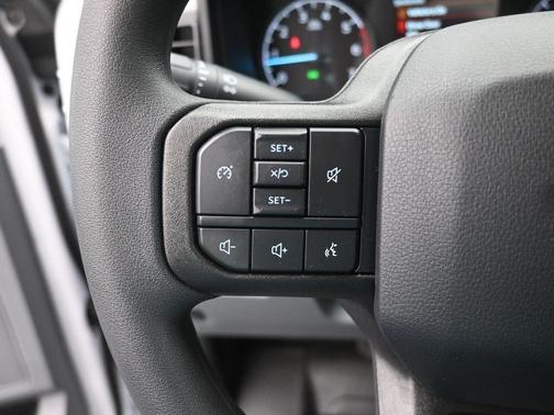 Oxford White 2026 Ford F-250 XL