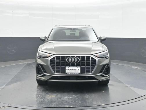Chronos Gray Metallic 2021 Audi Q3 45 S line Premium